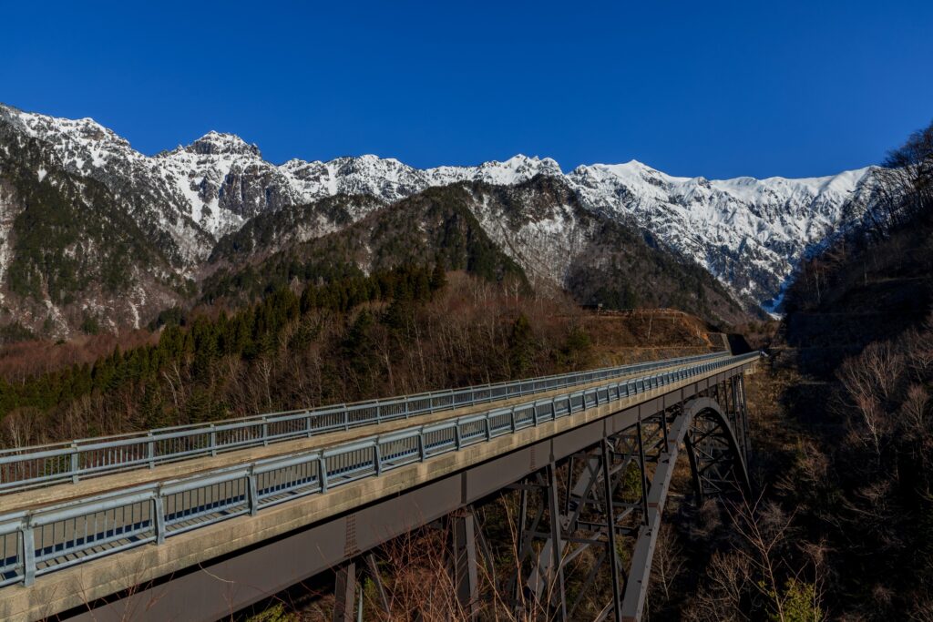 北アルプス大橋　秋