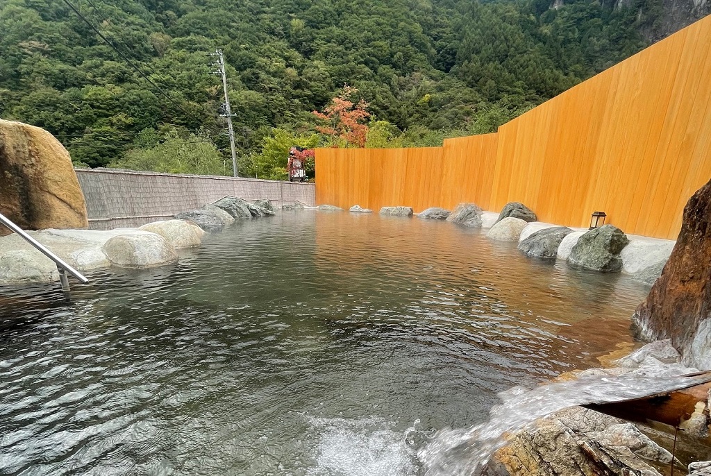 ひがくの湯露天風呂